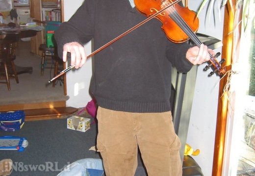 Ned-violin2