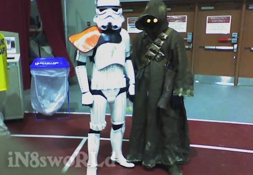 Storm trooper and Jawa at I-Con