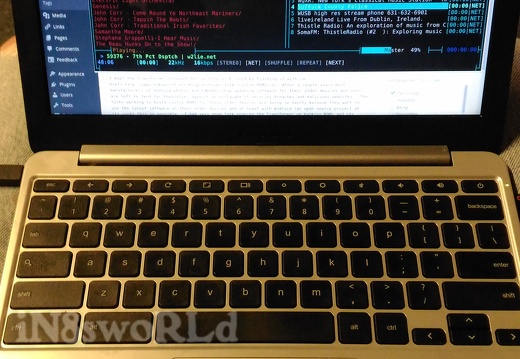 ASUS C201 Chromebook running Crouton (2227 visits) I picked this one up for $120 and what a bargain, this thing was fairly well made (a little twisty) ... ASUS C201 Chromebook running Crouton
